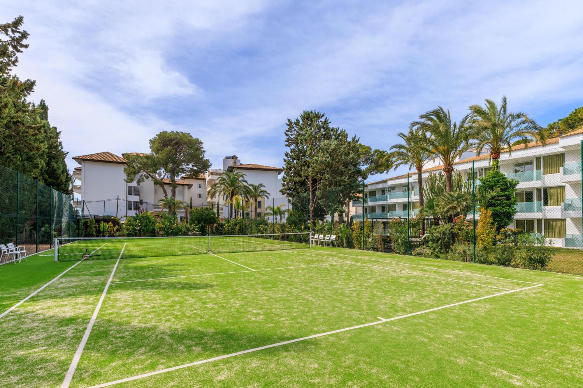 Hotel Illa D'Or & Club Apts 4* Sup Port de Pollença Exteriör bild